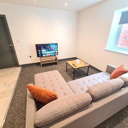 Homestay By Bic Oates 8 Dewsbury Luaran gambar